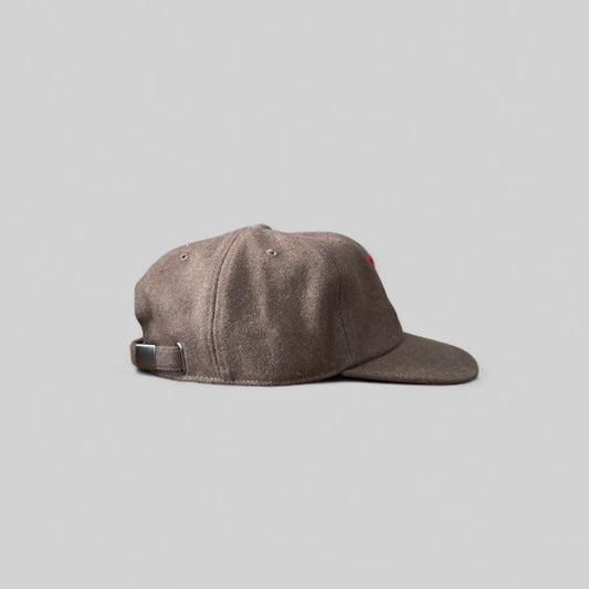 .Old English U Wool Cap
