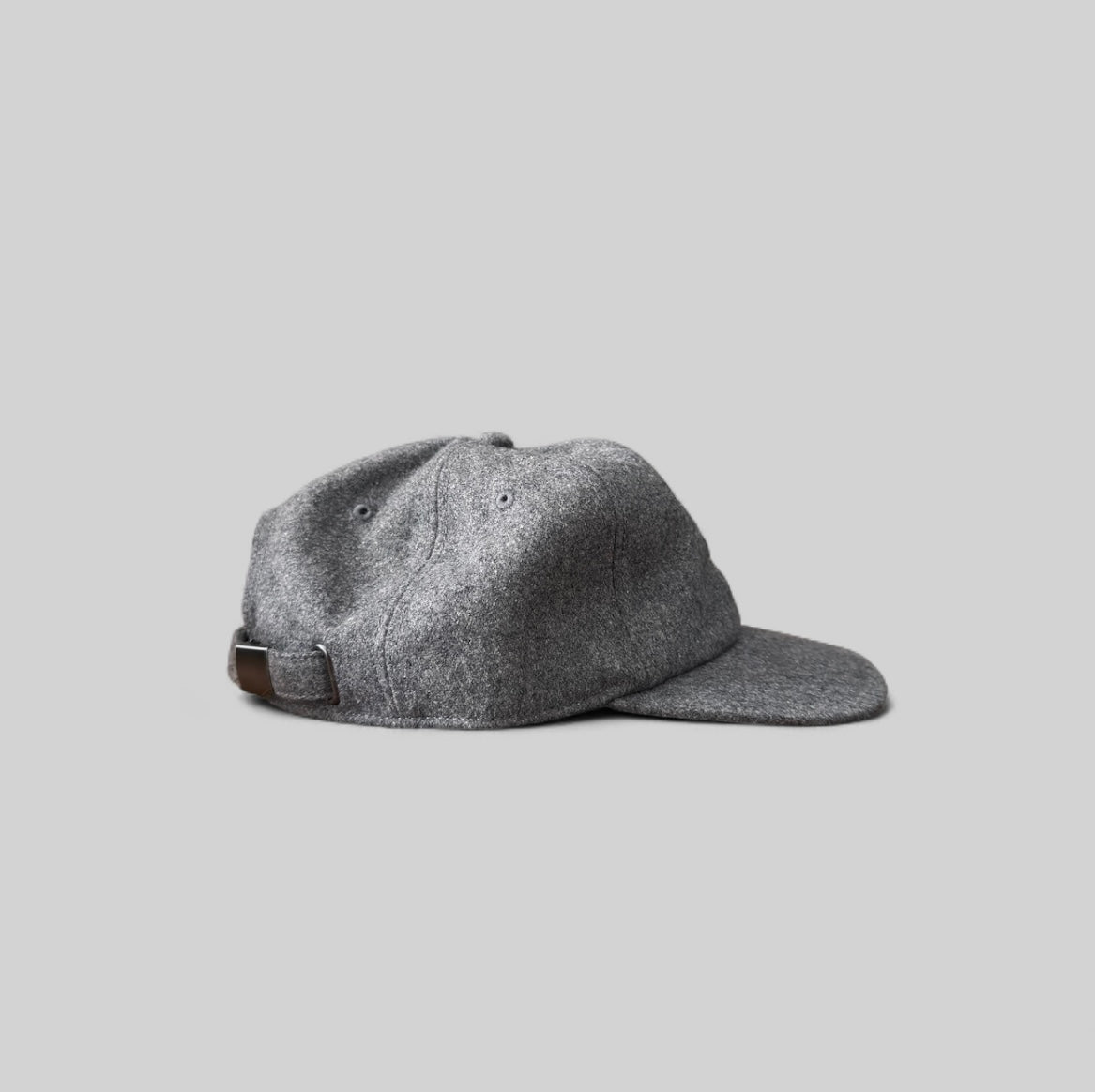 .Old English U Wool Cap